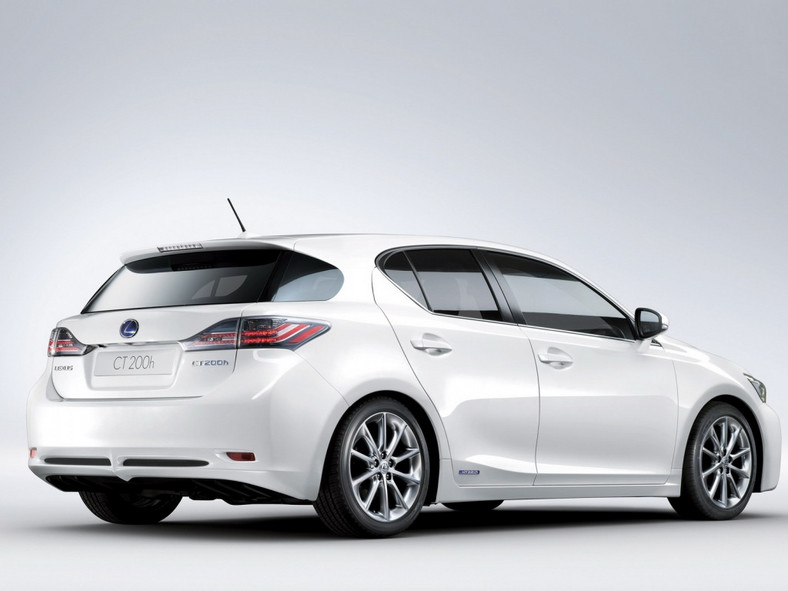 Lexus CT 200h: Naprawdę ostry zawodnik