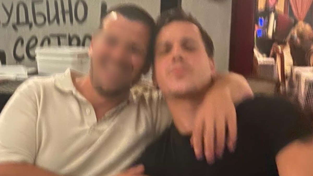 Pavle Mensur u provodu