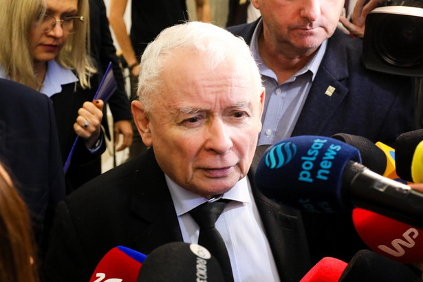 Jesteśmy gotowi na brak wicemarszałka Sejmu - oświadczył prezes PiS Jarosław Kaczyński po odrzuceniu w poniedziałek przez Sejm kandydatury Elżbiety Witek na to stanowisko.