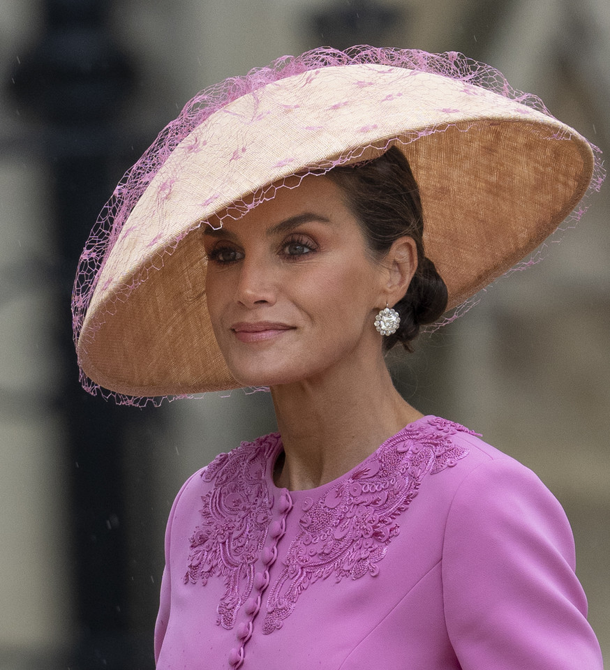 Królowa Hiszpanii, Letycja, w koronkowym kapeluszu