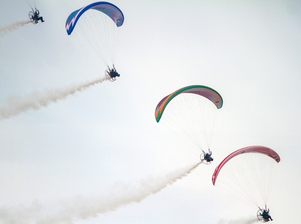 Air Show 2015: Pokaz lotów na paralotniach