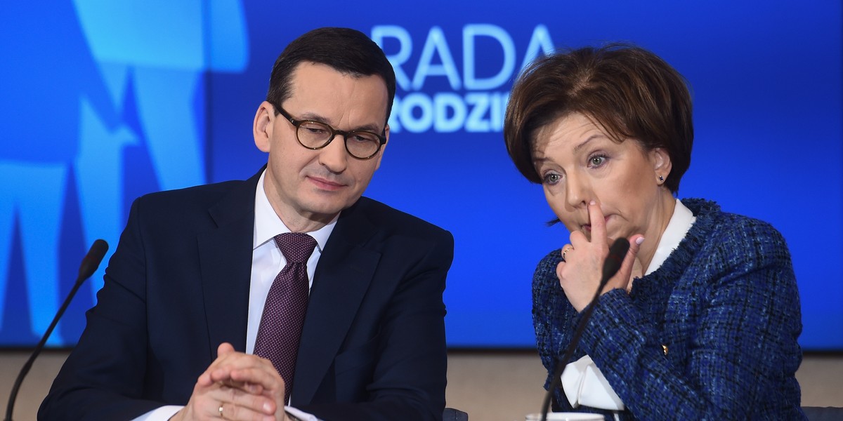 Marlena Maląg nie ma chwilowo szczęśliwej ręki. Odkąd została ministrem rodziny, pracy i polityki społecznej ogłasza tylko wiadomości o wzroście bezrobocia.