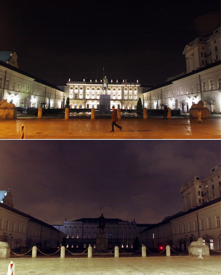 WARSZAWA ŚWIATŁO EARTH HOUR