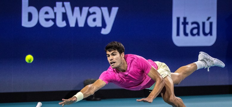 Carlos Alcaraz straci prowadzenie w rankingu ATP. Novak Djokovic odzyska fotel lidera [WIDEO]