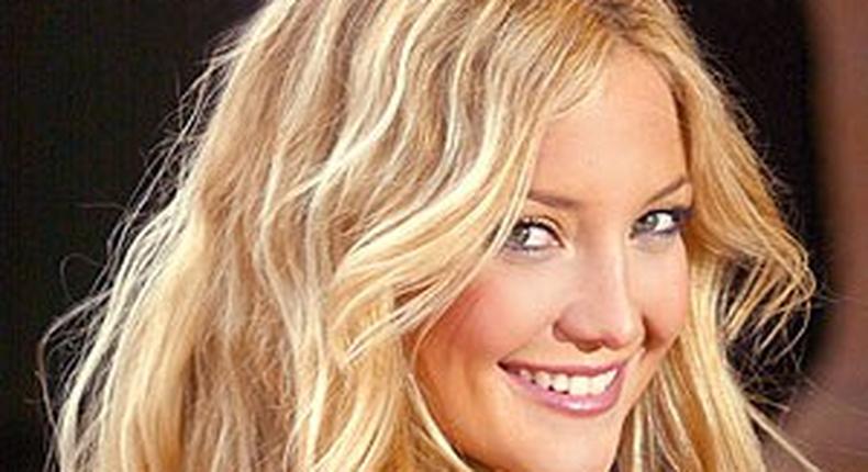 Kate Hudson wears her hair long