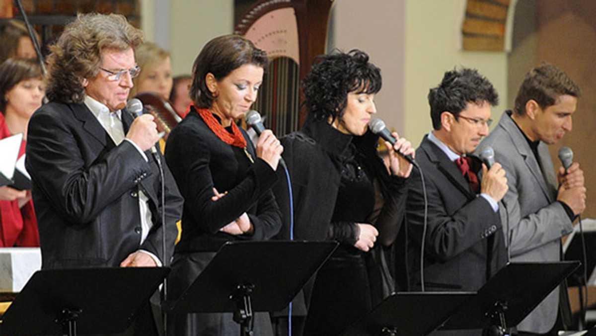 XII Międzynarodowy Festiwalu Muzyki Sakralnej "Sacrum in Musica" zainaugurowało we wtorek w bielskim kościele Chrystusa Odkupiciela Człowieka oratorium "Urbs Amabilis" zainspirowane historią podkrakowskich Niepołomic.