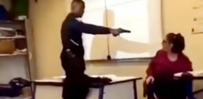 Uczeń sterroryzował bronią nauczycielkę. Szokujące nagranie