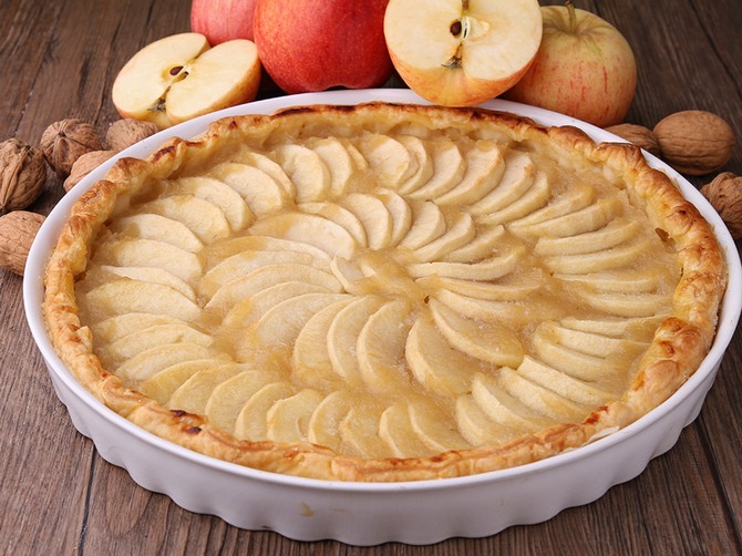 tart sa jabukama i orasima