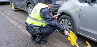 Polują na kierowców? Dziesiątki tysięcy mandatów za niewłaściwe parkowanie