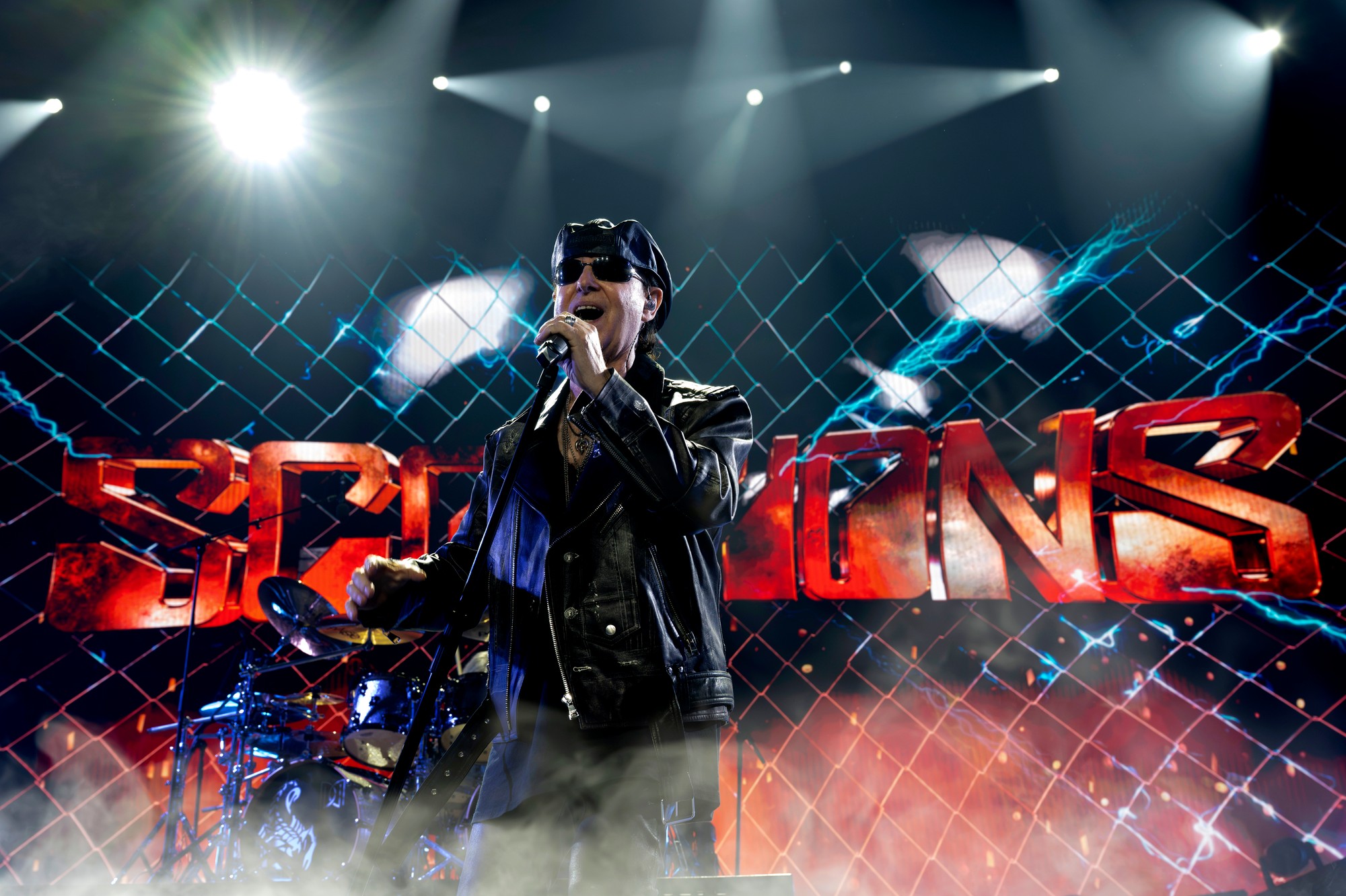 Legendárni Scorpions previedli v Bratislave koncert plný energie.