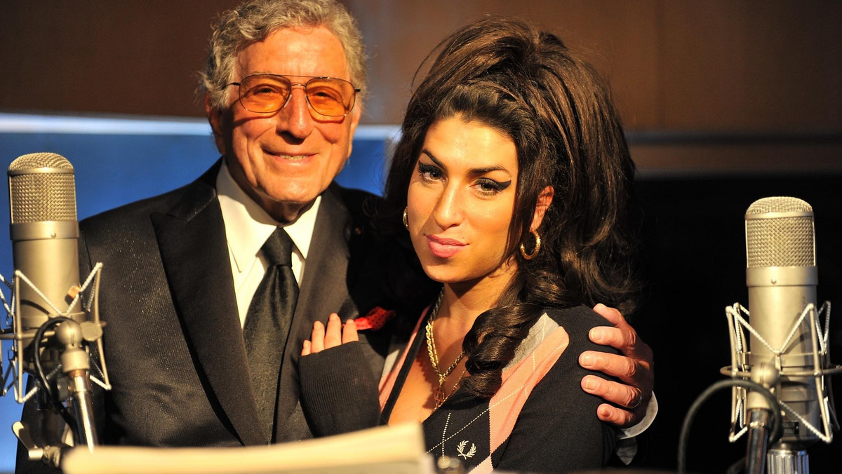 Tony Bennett postanowił opublikować swój duet z Amy Winehouse w formie charytatywnego singla dedykowanego pamięci zmarłej niedawno piosenkarki.