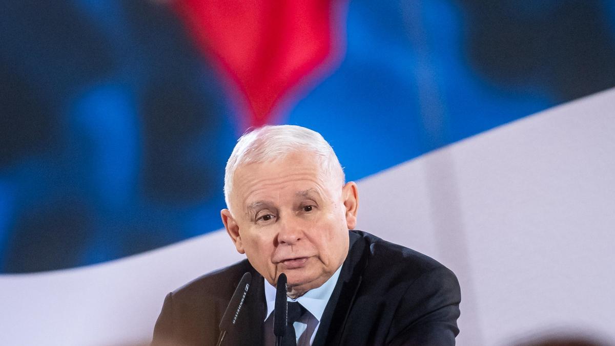 Prezes PiS Jarosław Kaczyński na spotkaniu z mieszkańcami Włocławka.
