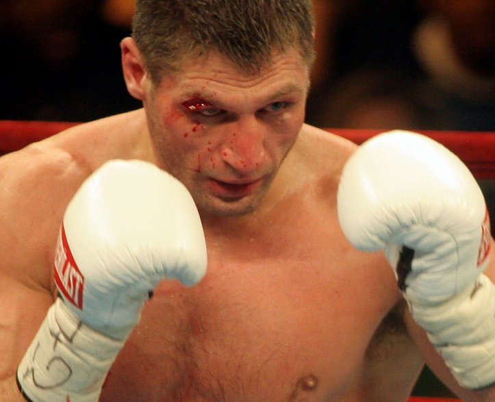 Andrzej Gołota w czasie walki o tytuł mistrza świata WBA, Johnem Ruizem