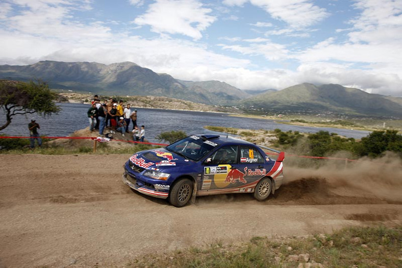 Rajd Argentyny 2008: Loeb zdecydowanym liderem (I. etap)