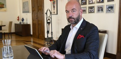 Prezydent Jacek Sutryk opowiada Faktowi o rządzeniu miastem: Pieniądze nie kapią z nieba