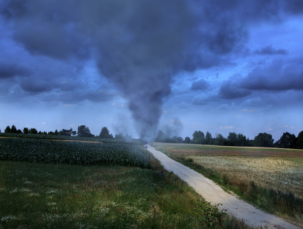 PROGNOZA POGODY: trąby powietrzne, gradobicie i wiatr do 90 km/h...