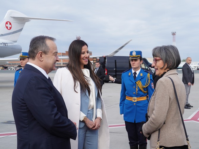 Ministar unutrašnjih poslova Ivica Dačić, Tamara Vučić i Karolin Parmelan