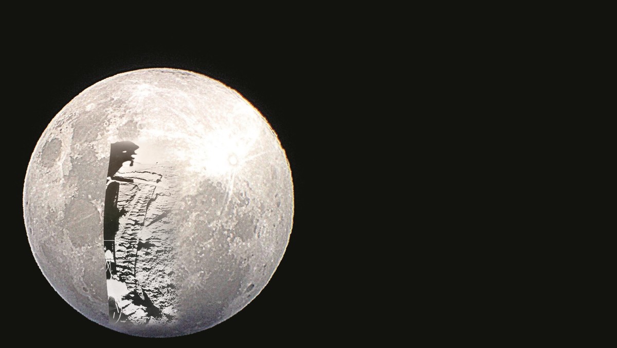 Scenic View Of Full Moon In Clear Sky At Night