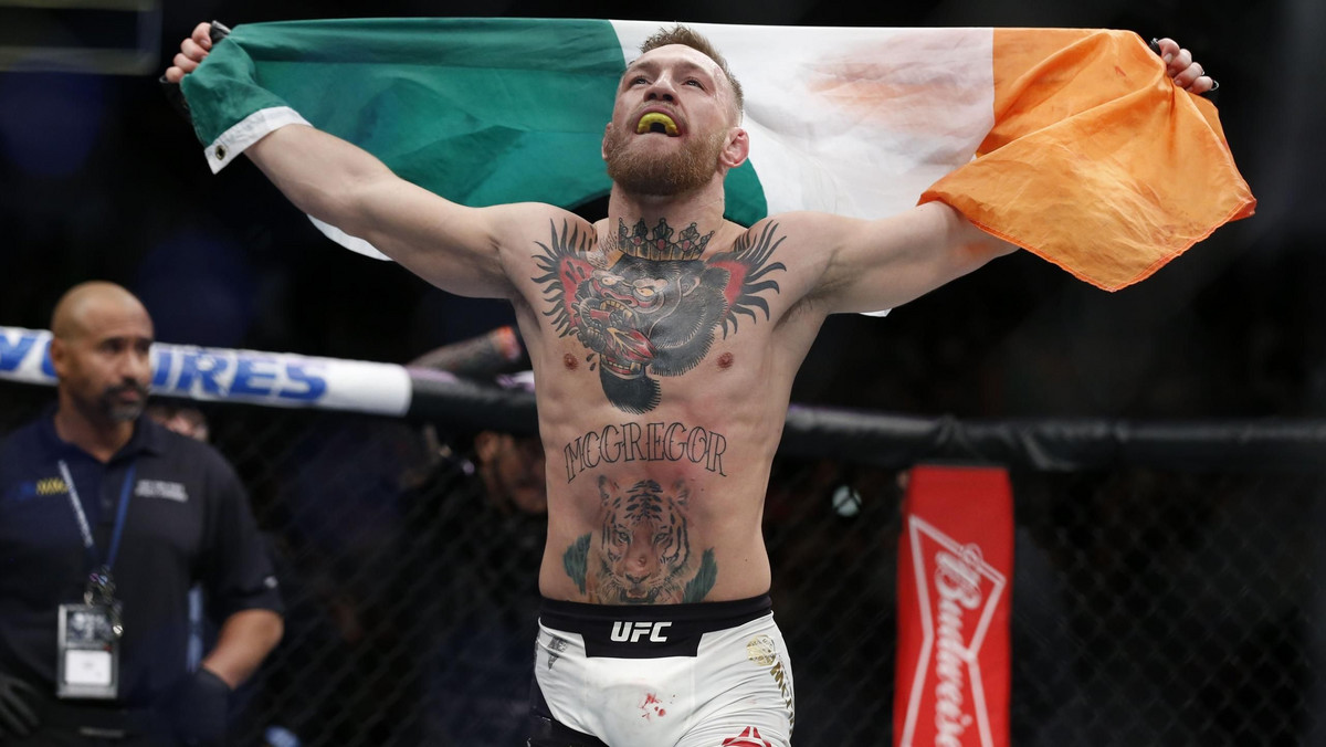 Rekordowa gala UFC w 205 w Nowym Jorku zakończyła się efektownym zwycięstwem Conora McGregora nad Eddiem Alvarezem. Po walce irlandzki posiadacz dwóch pasów zdradził dziennikarzom sekret. Wraz z wieloletnią partnerką Dee Devlin oczekuje narodzin dziecka.