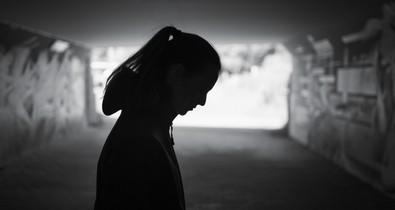 „Azt mondta, beköltözik, és innentől én vagyok a felesége” - A nők hajléktalansága sokszor egy bántalmazó kapcsolat következménye