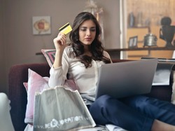 Jak manipulują nami reklamy? 3 największe pułapki