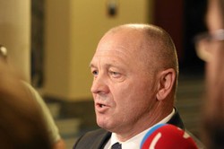 "Kolejny etap politycznego teatru, ma odwrócić uwagę od problemów rządu"