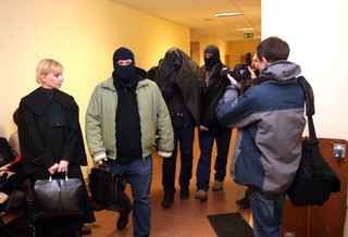 Areszt dla policjanta, który przejechał 19 letnią dziewczynę