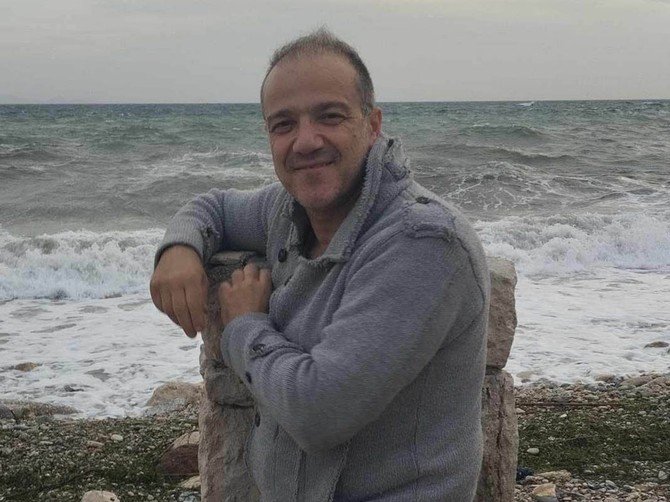 "Priznao sam ocu da sam gej, on je krvnički tukao i mene i majku": Glumac otvorio dušu