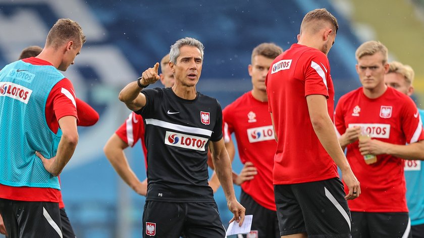 Paulo Sousa (51 l.) ma za zadanie awansować z reprezentacją Polski na mundial. Z Rosją Polska zagra w marcu.