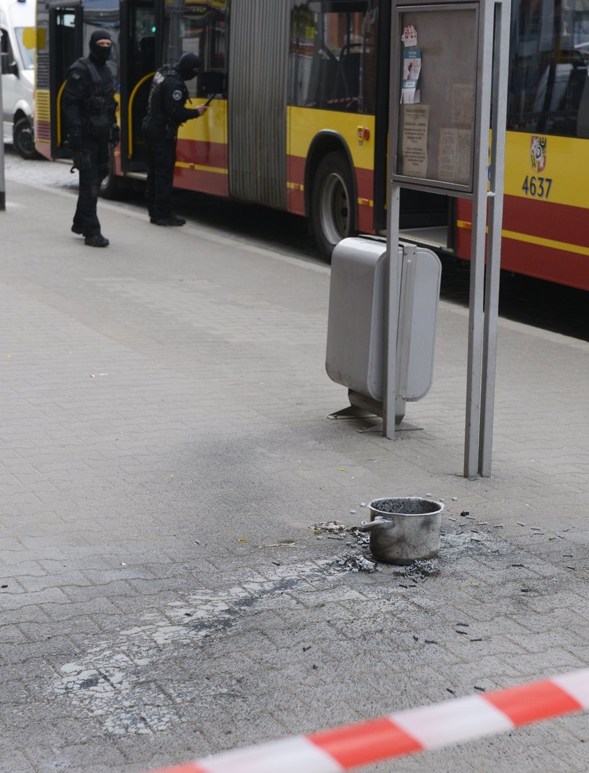 Bomba w autobusie komunikacji miejskiej