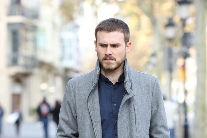 Sin se naljutio na roditelje i sestru zbog podele imovine (Ilustracija)