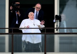 Papież zabrał głos po ciężkiej chorobie. Przejmujące słowa