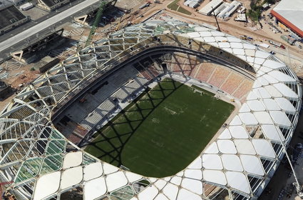 Stadion za miliard złotych stoi pusty. Czy to samo czeka Katar?