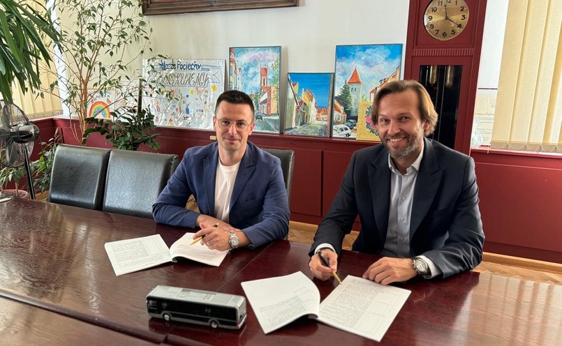 Komunikacja miejska w Mrągowie będzie bezpłatna i zeroemisyjna. Samorząd podpisał umowę na dostawę autobusów elektrycznych Yutong