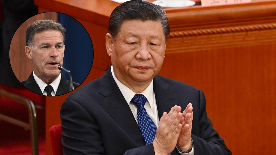 Chiński przywódca Xi Jinping, marzec 2024 r. (w kółku: John Aquilino)