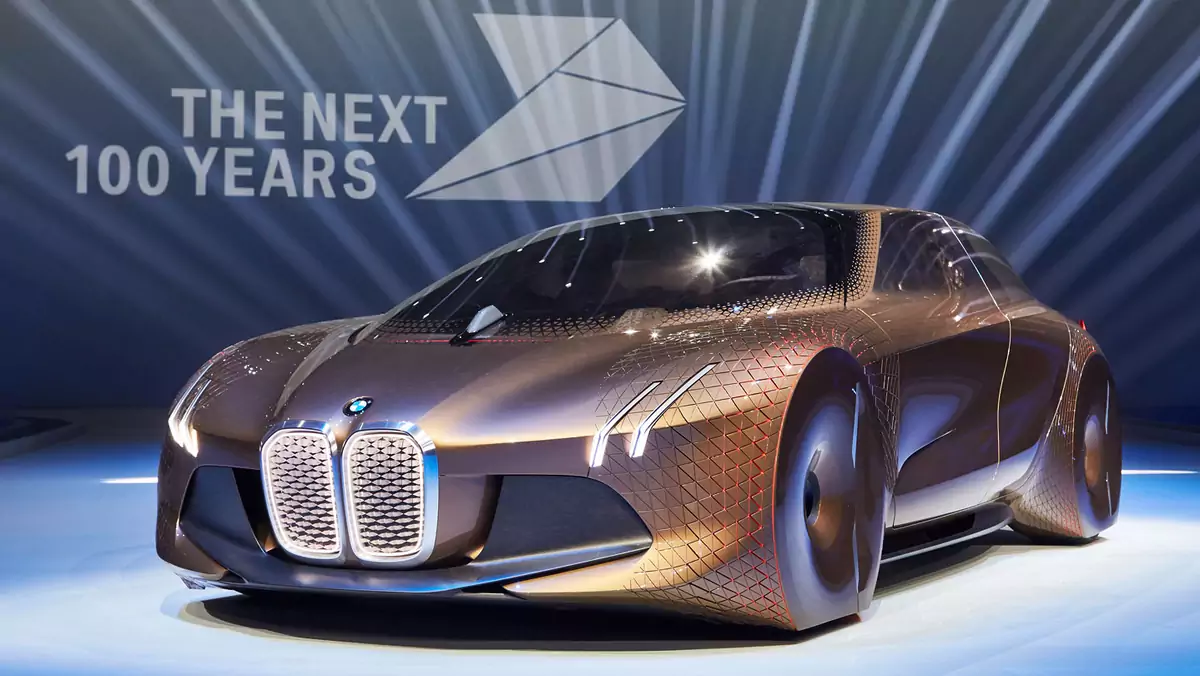 BMW Vision Next 100