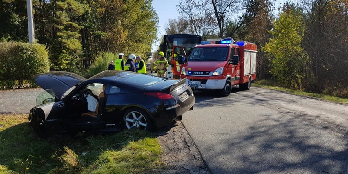 Na drodze pomiędzy Kamykiem a Miedźnem k. Częstochowy doszło do wypadku z udziałem dzieci.