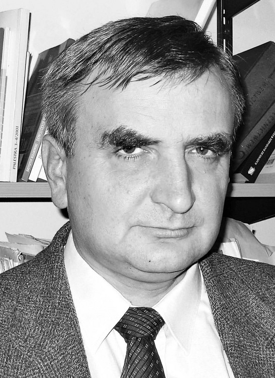 dr Stefan Płażek adwokat, adiunkt w Katedrze Prawa Samorządu Terytorialnego Uniwersytetu Jagiellońskiego