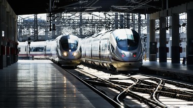 spółka cpk nie kupi na razie szybkich pociągów. high-speed to melodia