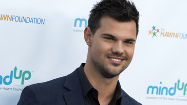 Taylor Lautner na planie drugiego sezonu "Scream Queens"