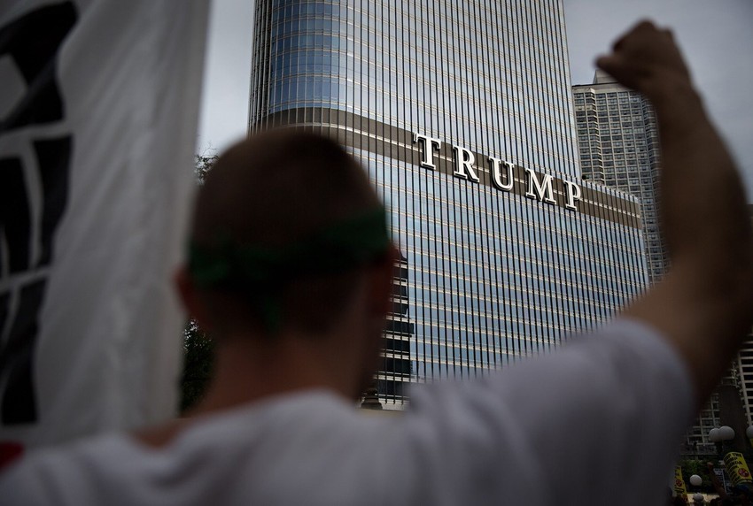 Antiimigrantski protest u Čikagu 10. jula