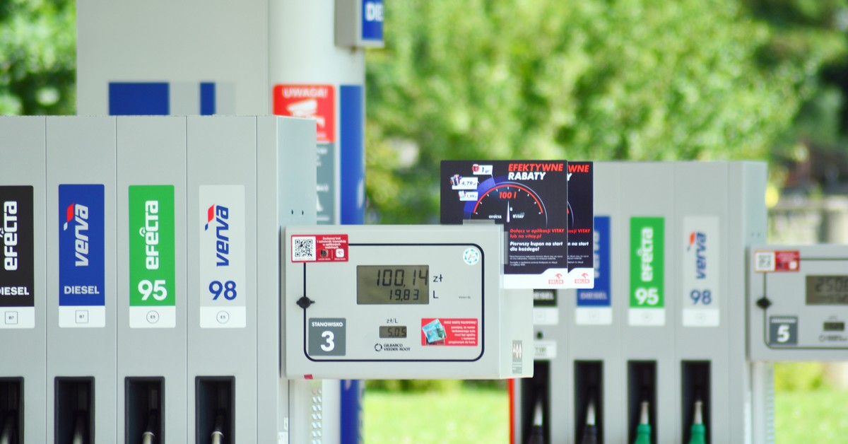 Czeka nas kolejna podwyżka cen paliw? Oto, co prognozują eksperci