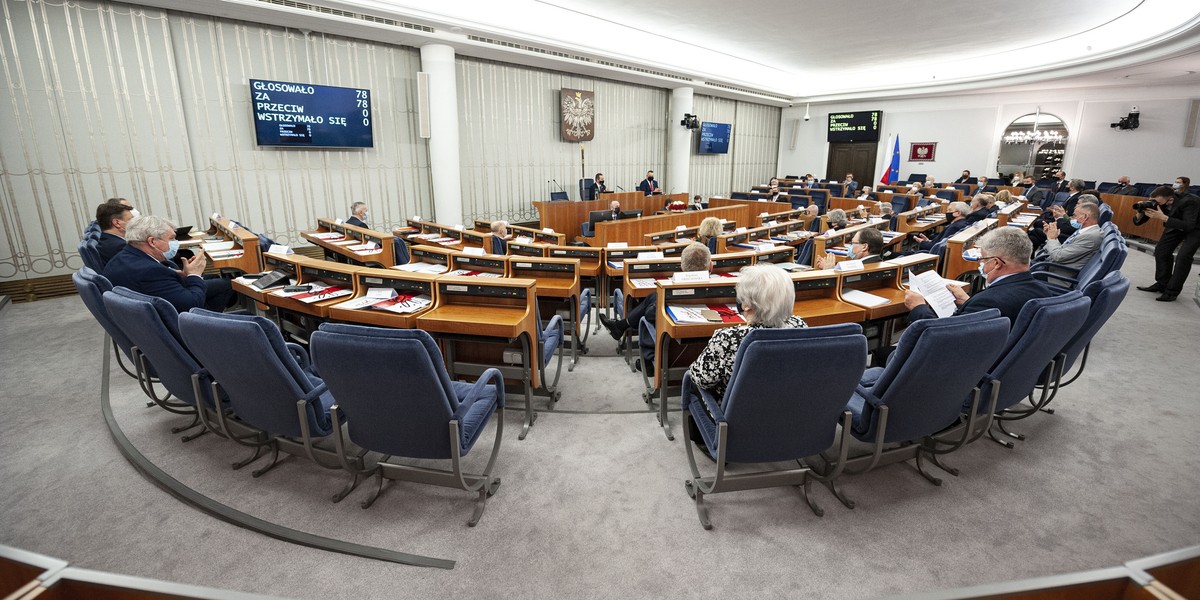 Jest decyzja Senatu. Tyle wyniosą czternastki. 