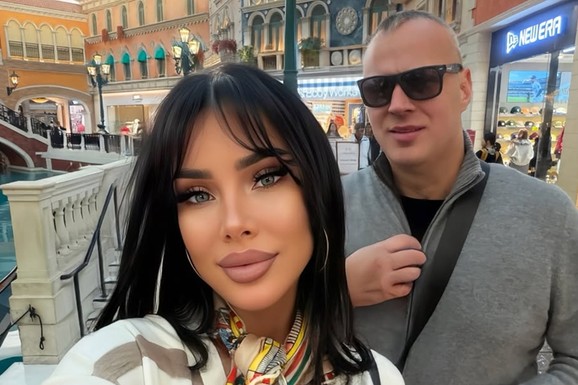 ALEKSANDRA SUBOTIĆ STIGLA U BEOGRAD U LUKS VILU KOD KARIĆA! Nazdravljaju i prolivaju šampanjac po celom stolu: "Bićeš pobednica Elite 9"