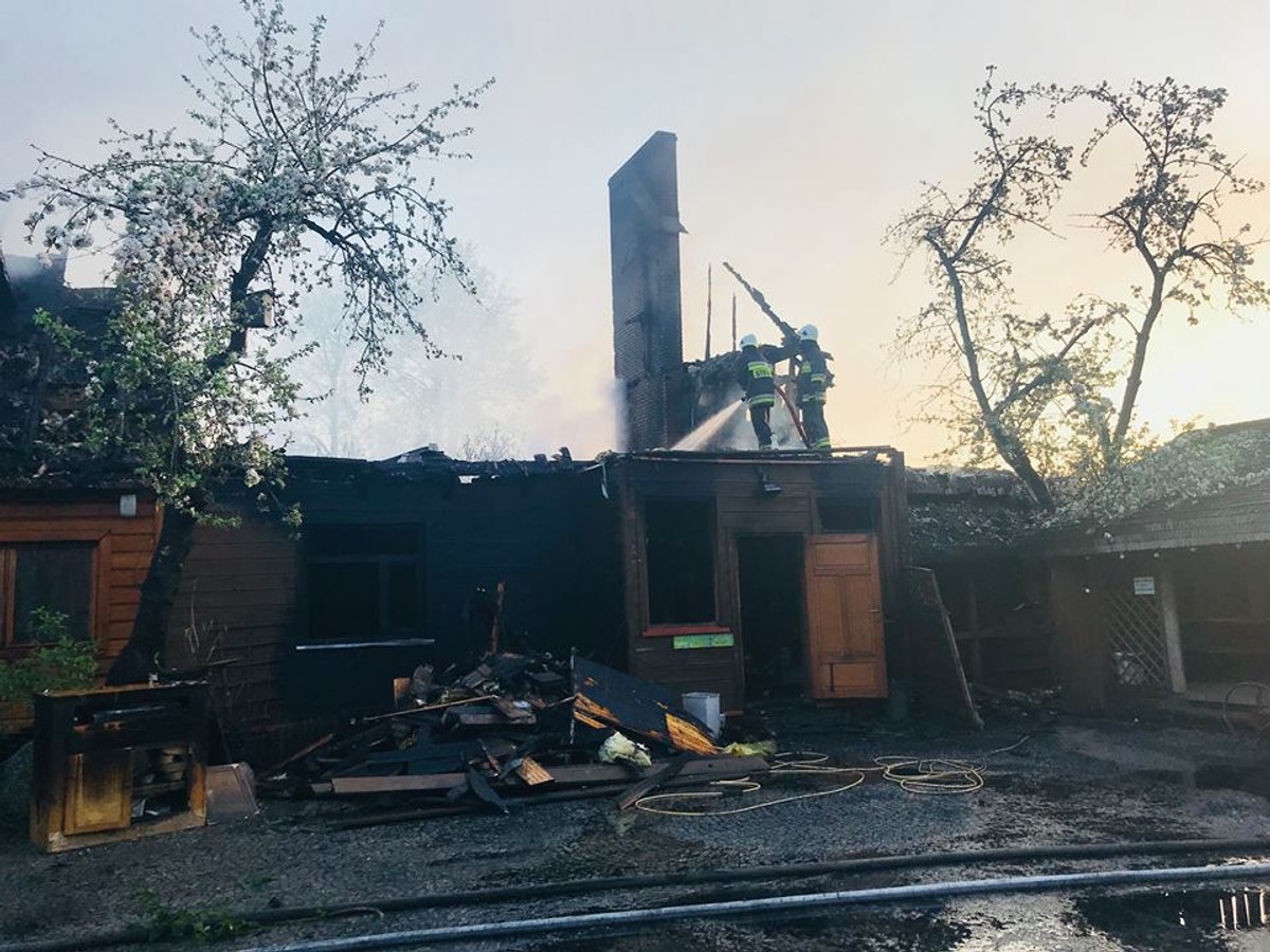 Tatarska Jurta po pożarze