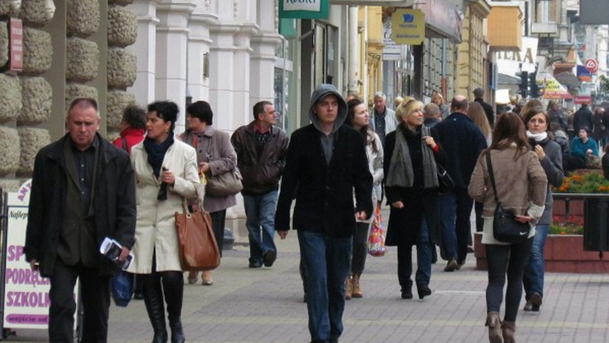 "MMŁódź": antykwariat z klubokawiarnią dla miłośników książek oraz pracownia renowacji rowerów wraz z klubokawiarnią dla cyklistów będą otwarte na ul. Piotrkowskiej.