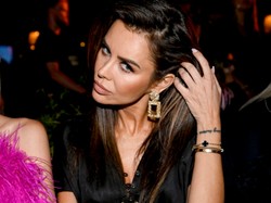 "Dream babe". Natalia Siwiec tylko w bieliźnie tańczy przed lustrem. WOW!