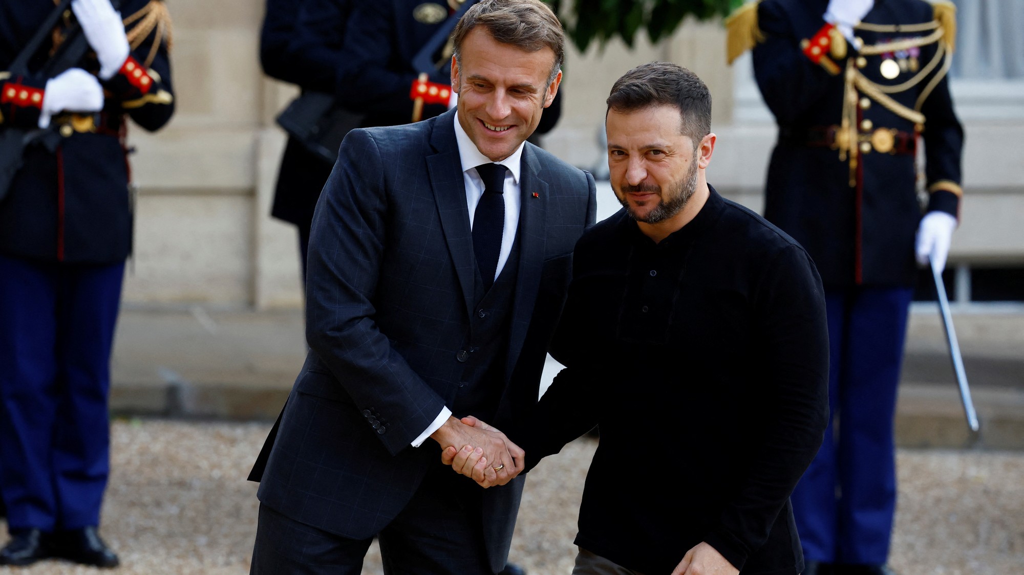 Emmanuel Macron a Volodymyr Zelenskyj