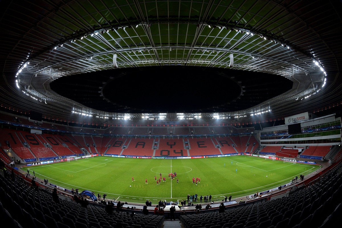 Liga Mistrzów: Glik musi zatrzymać gwiazdy Man City. Bayer gości Atletico