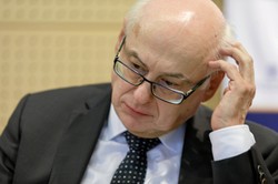 Krasnodębski:  Karpińskiego witać nie będę, ale są koledzy w PE, którzy też siedzieli w więzieniu